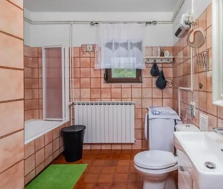 Kuca Za Odmor Roberta Nyaraló *